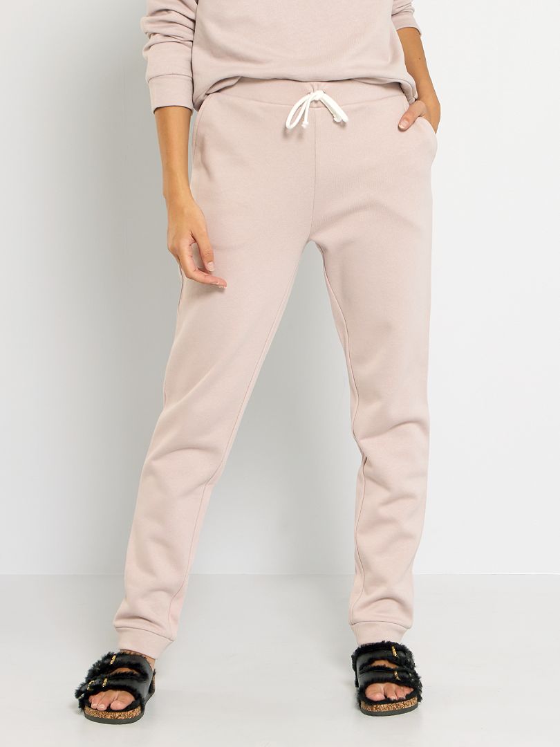 Kiabi : découvrez ce pantalon pyjama lilas grisé à prix cassé !