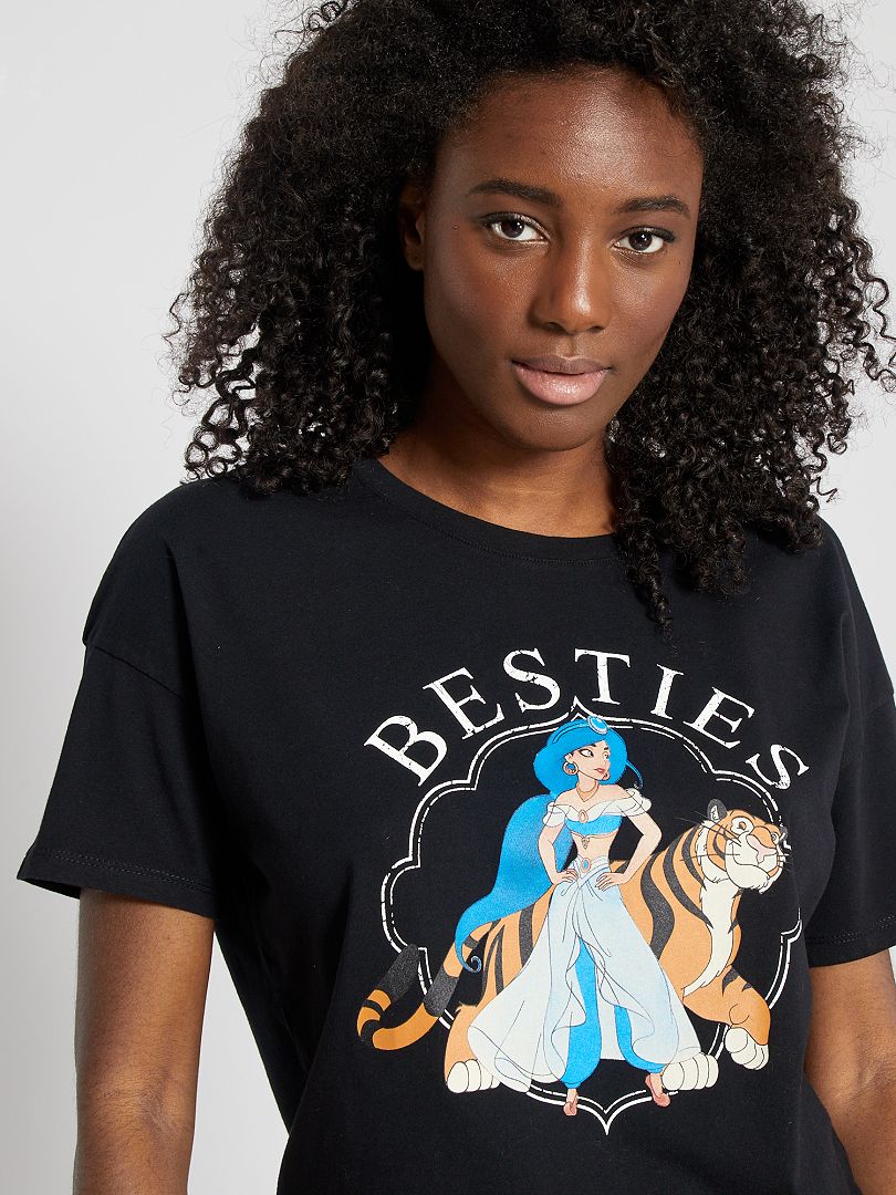 Découvrez ce t-shirt imprimé jasmine noir signé par la marque Kiabi à tout petit prix !