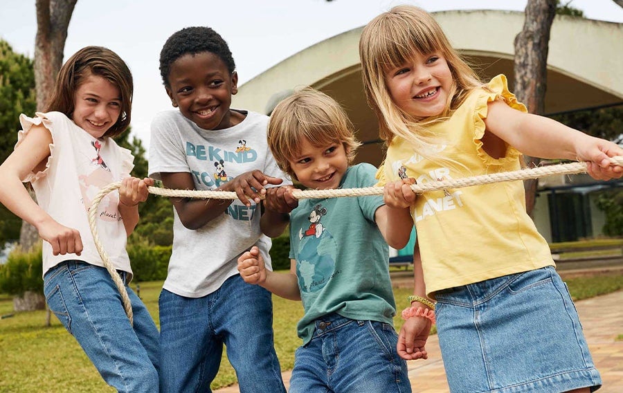 Guide : choisir la bonne tenue de rentrée pour votre enfant