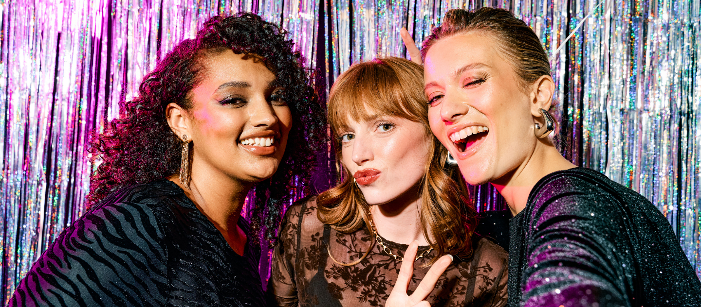 6 Accessoires indispensables pour un look de soirée
