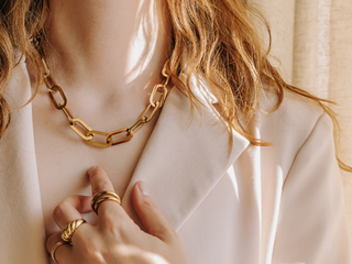 Bijoux : l'éclat discret qui dit tout