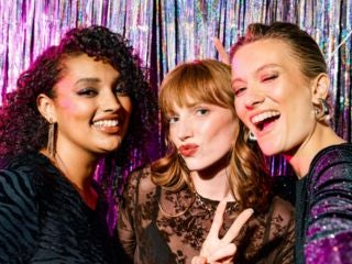 6 accessoires indispensables pour un look de soirée